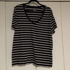 XXL Old Navy Striped Relaxed Tee